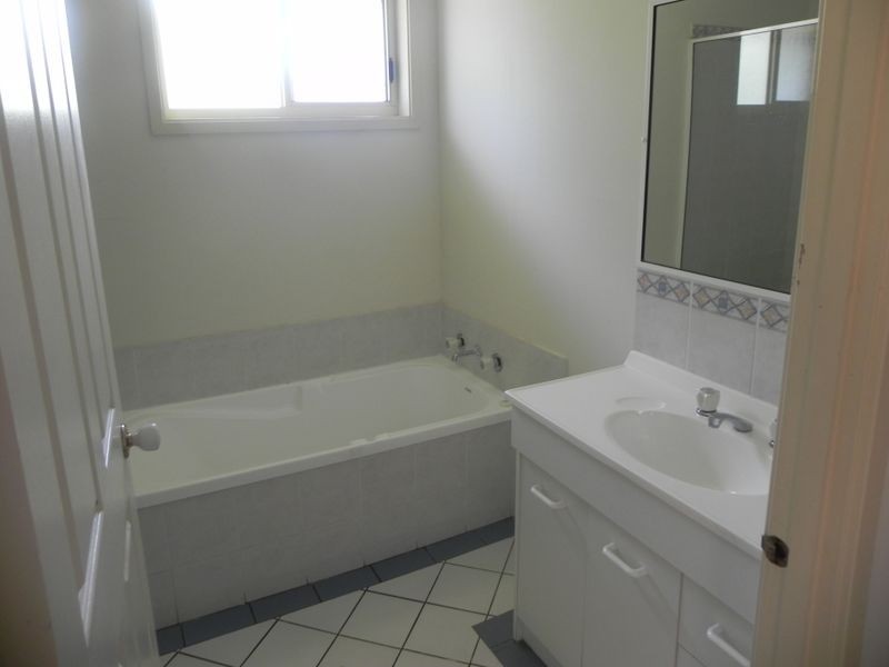 3/17 Tully Cres, Albion Park NSW 2527