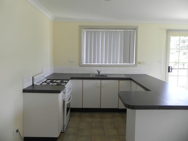 8 Keira St, Tarrawanna NSW 2518