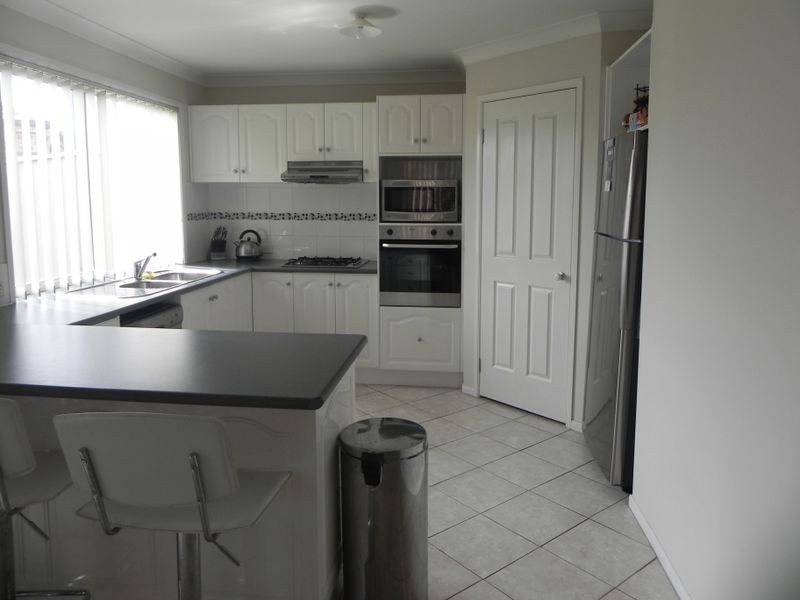 30 Lakewood Bvd, Flinders NSW 2529