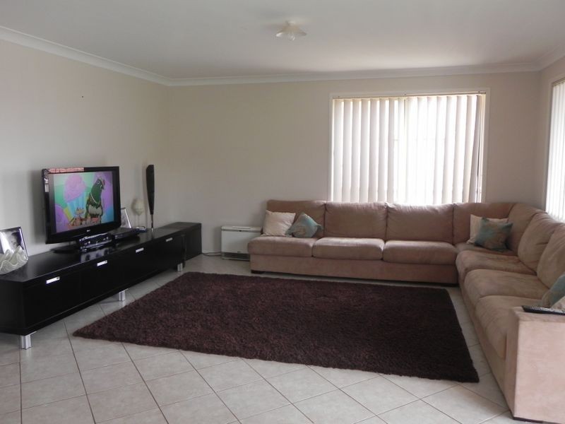 30 Lakewood Bvd, Flinders NSW 2529