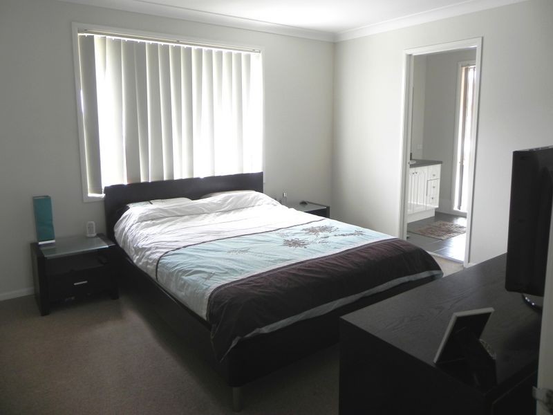 30 Lakewood Bvd, Flinders NSW 2529