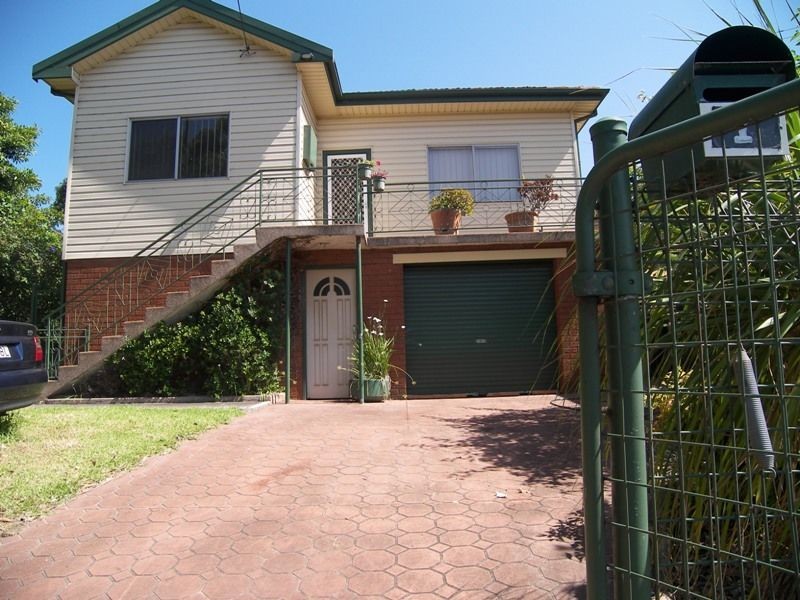1 Fitzgerald St, Cringila NSW 2502