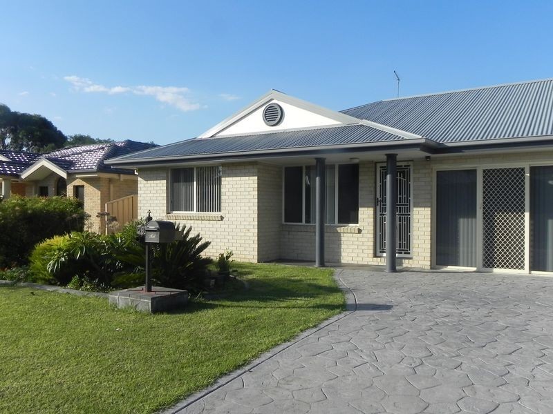 43 Stubbs Road, Albion Park NSW 2527