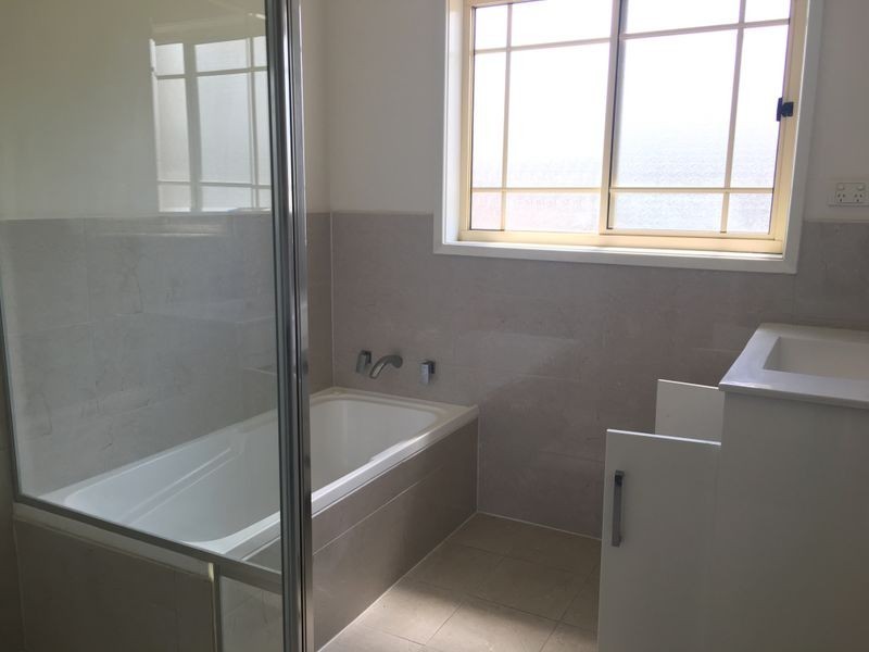 2/125b Koona Street,, Albion Park Rail NSW 2527