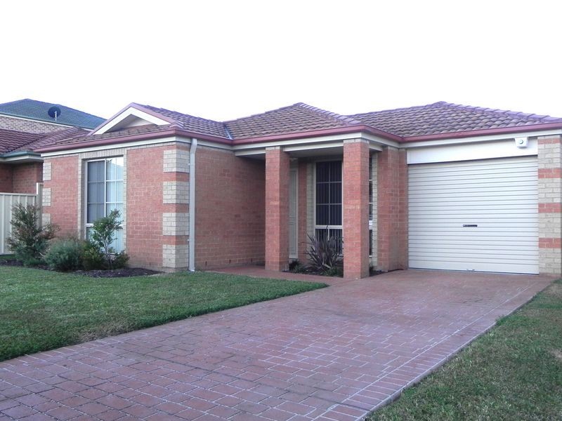 9 Selwyn Grove, Horsley NSW 2530