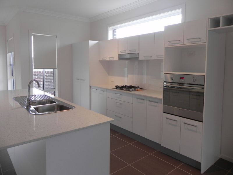 21 Galleon Ave, Shell Cove NSW 2529