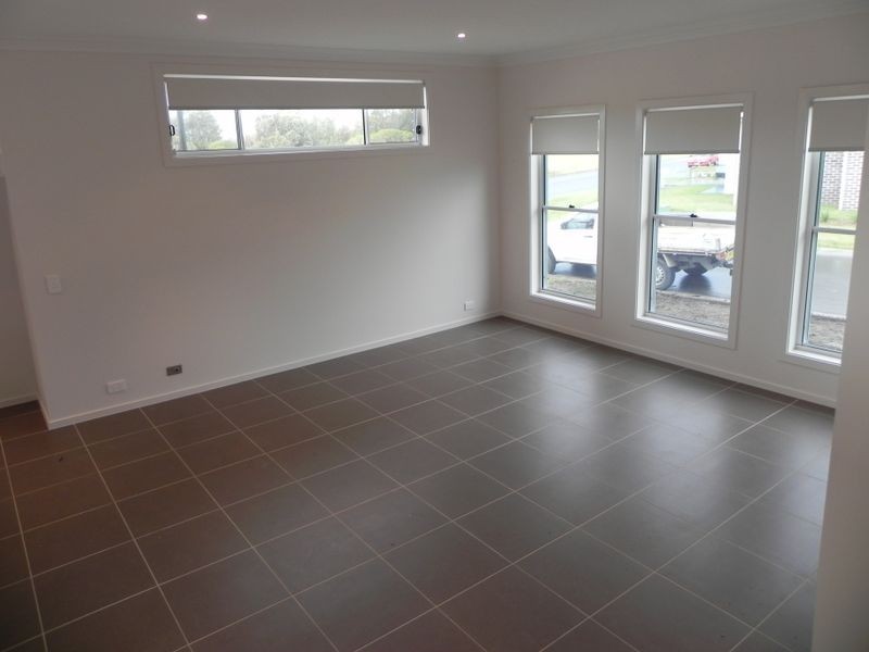 21 Galleon Ave, Shell Cove NSW 2529