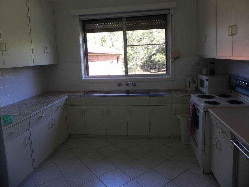 98 Koona Street, Albion Park Rail NSW 2527