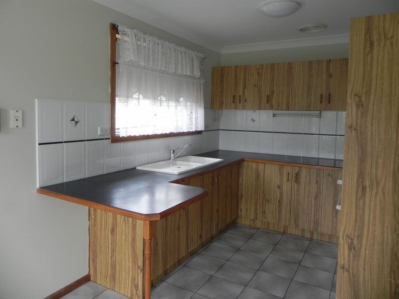 2/191 Tongarra Road, Albion Park NSW 2527