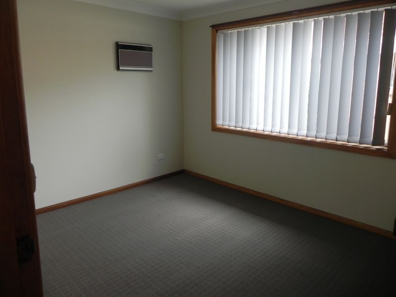 2/191 Tongarra Road, Albion Park NSW 2527