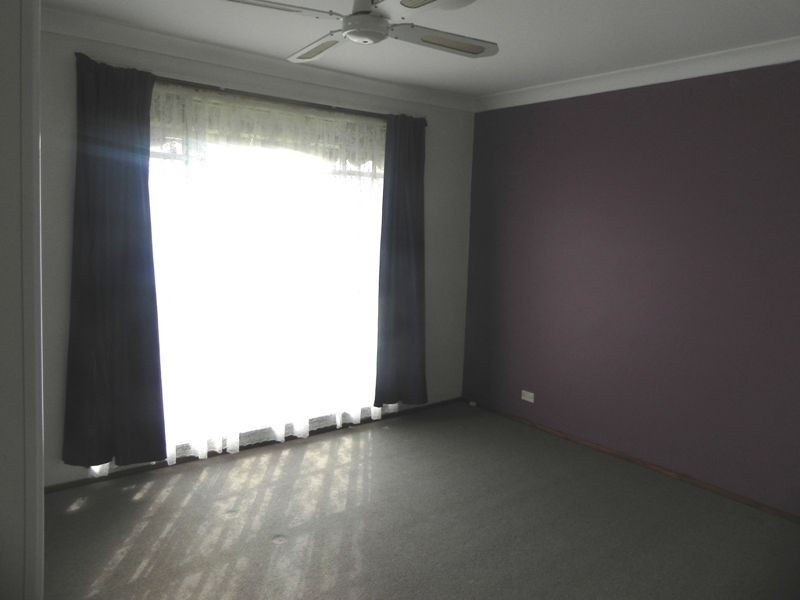 55 Poplar Ave, Albion Park Rail NSW 2527