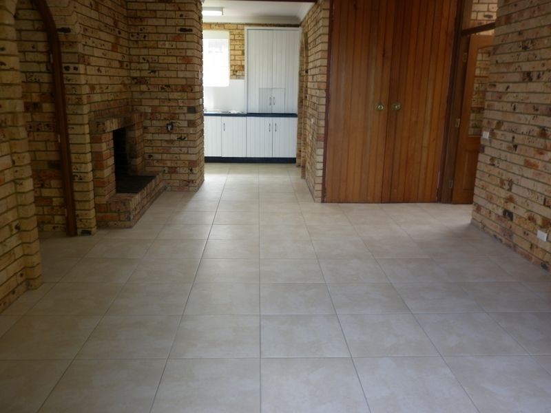 180 North Kiama Dr, Kiama Downs NSW 2533