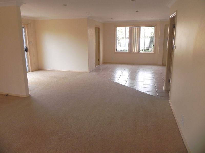 2/24-26 Boollwarroo Parade, Shellharbour NSW 2529