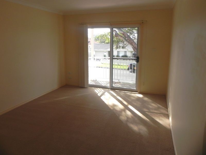 2/24-26 Boollwarroo Parade, Shellharbour NSW 2529