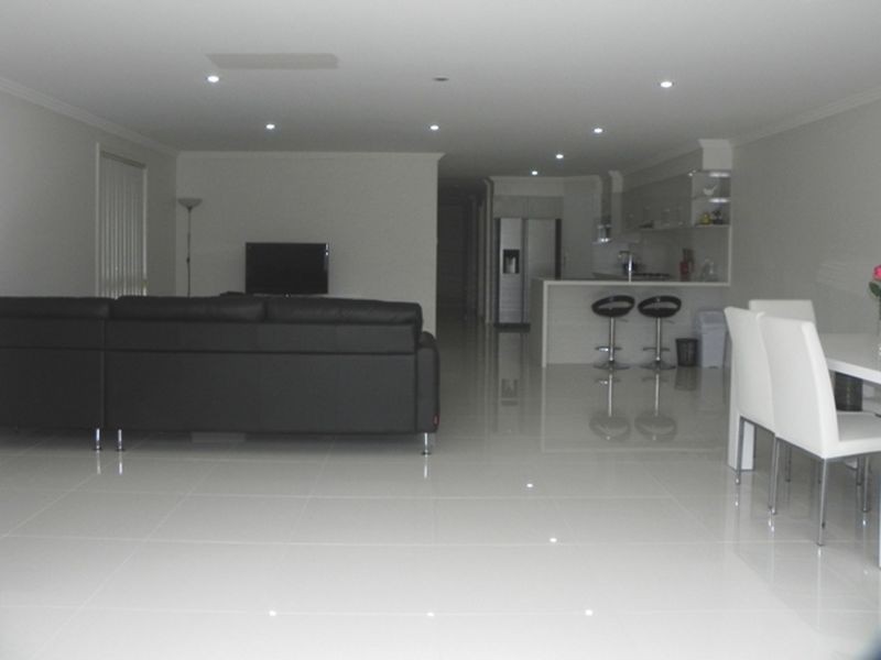1/9 Banksia Street, Albion Park Rail NSW 2527