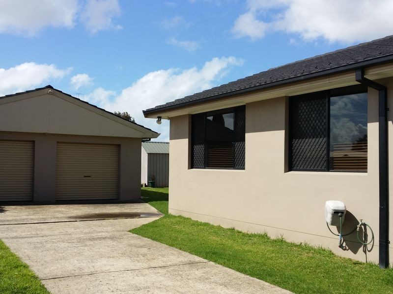 35 Coolibah Ave, Albion Park Rail NSW 2527
