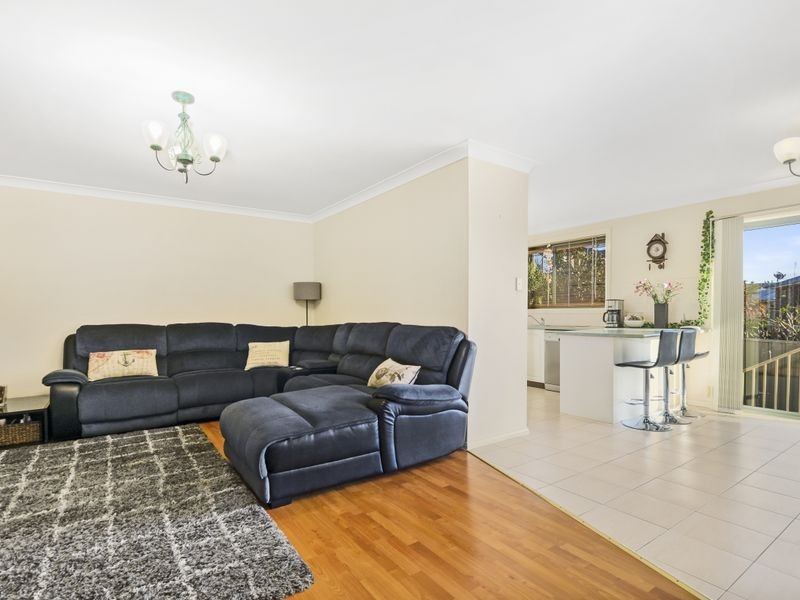 28 Eucumbene Ave, Flinders NSW 2529