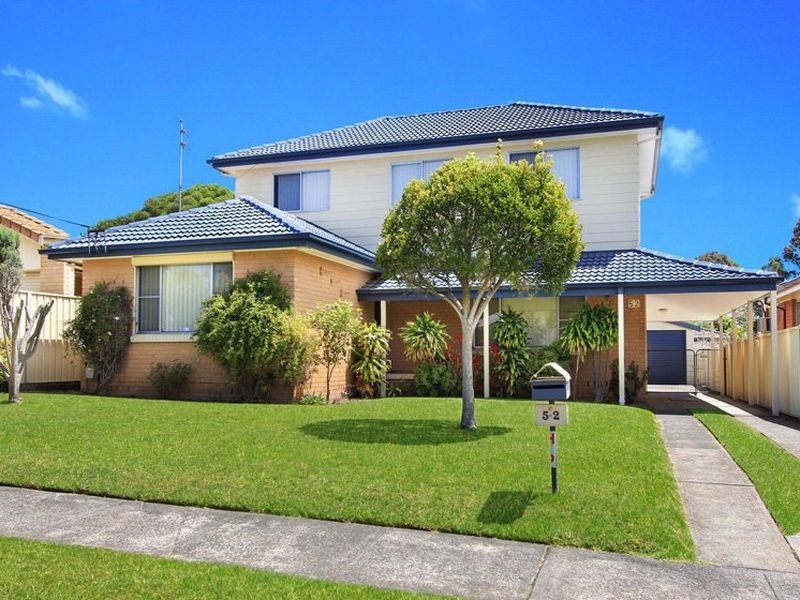 52 Ash Ave, Albion Park Rail NSW 2527