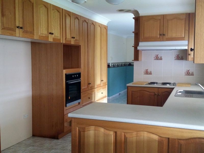 52 Ash Ave, Albion Park Rail NSW 2527