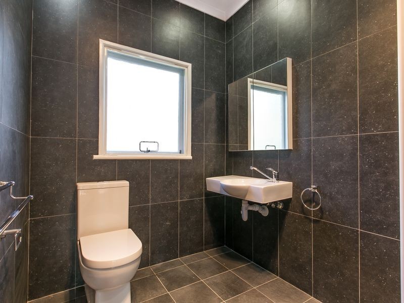 36 Wooroo St, Albion Park Rail NSW 2527