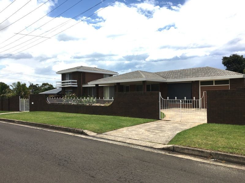 2 Headland Pde, Barrack Point NSW 2528