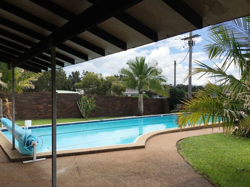 2 Headland Pde, Barrack Point NSW 2528