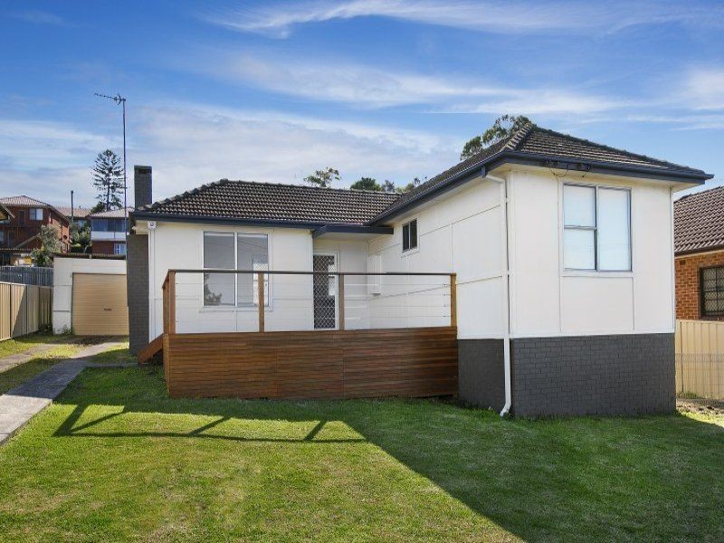 2 Dean Road, Warrawong NSW 2502