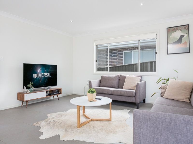 13 Cascade Circuit, Albion Park NSW 2527