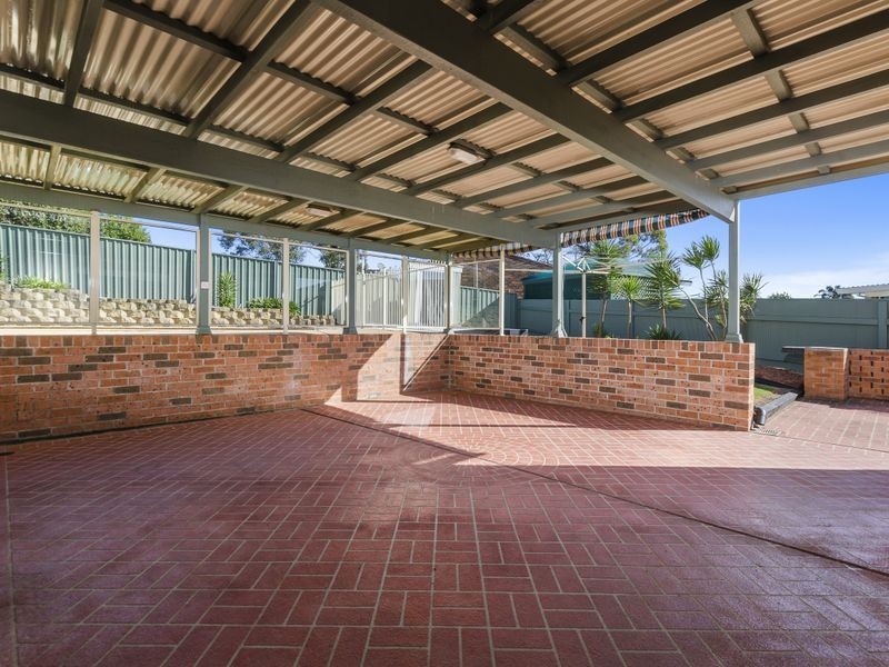 23 Minda Crescent, Oak Flats NSW 2529