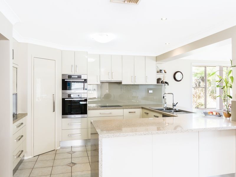 6 Kialoa Circuit, Shell Cove NSW 2529