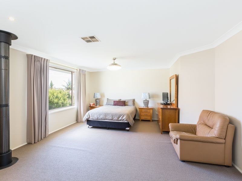 6 Kialoa Circuit, Shell Cove NSW 2529