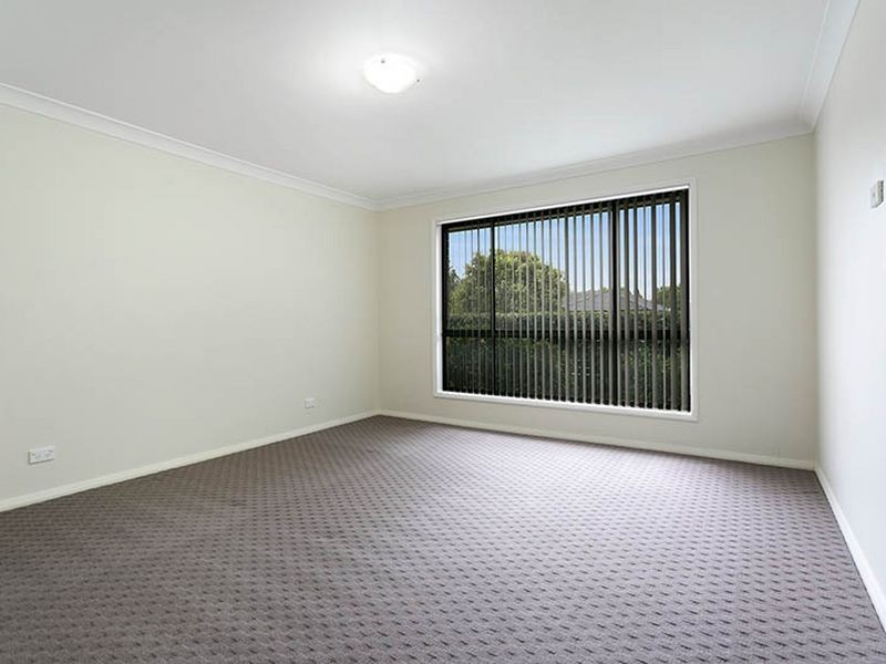 3 Madden Street, Oak Flats NSW 2529