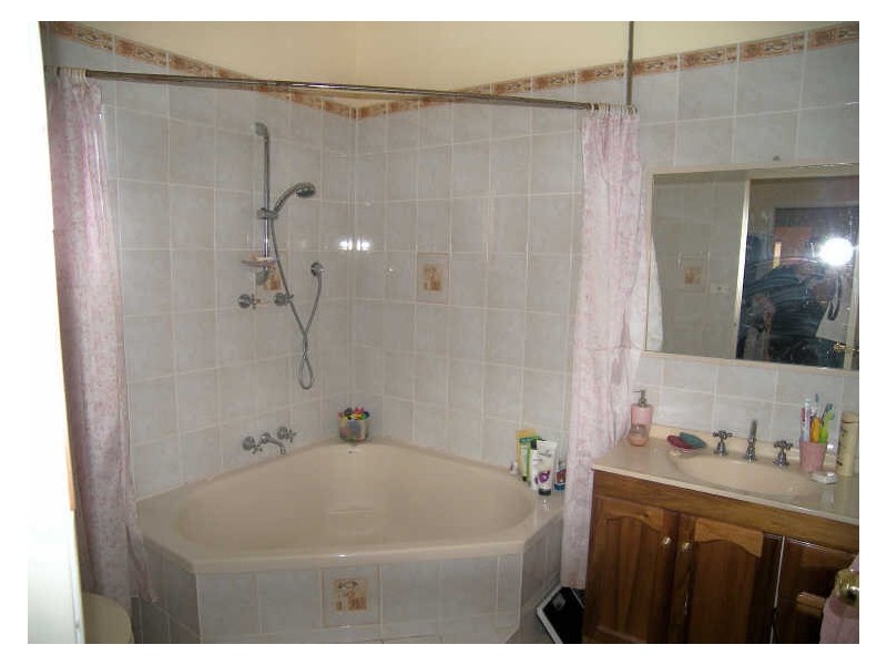41 & 41A Eastern Ave, Mangerton NSW 2500