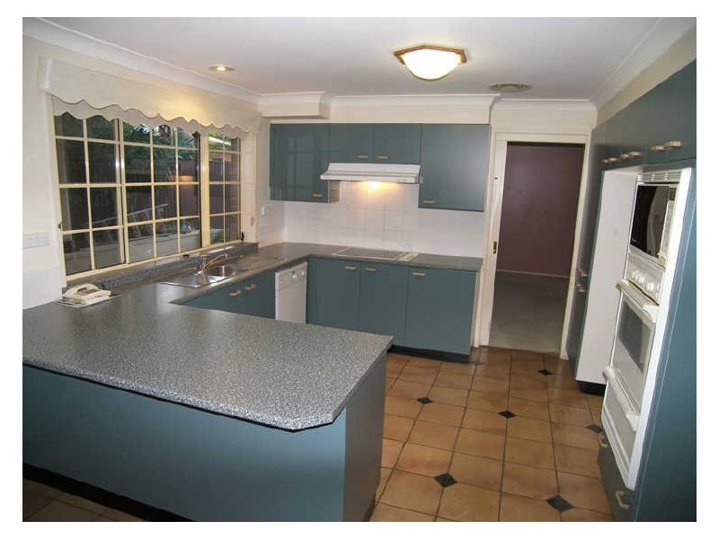 26 Gloucester Circuit, Albion Park NSW 2527