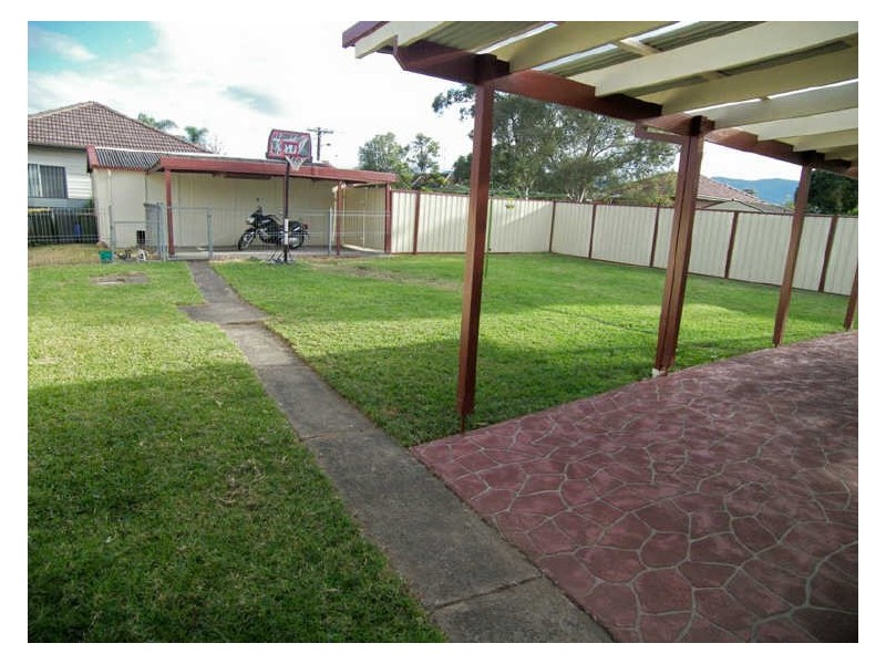 41 Byamee Street, Dapto NSW 2530