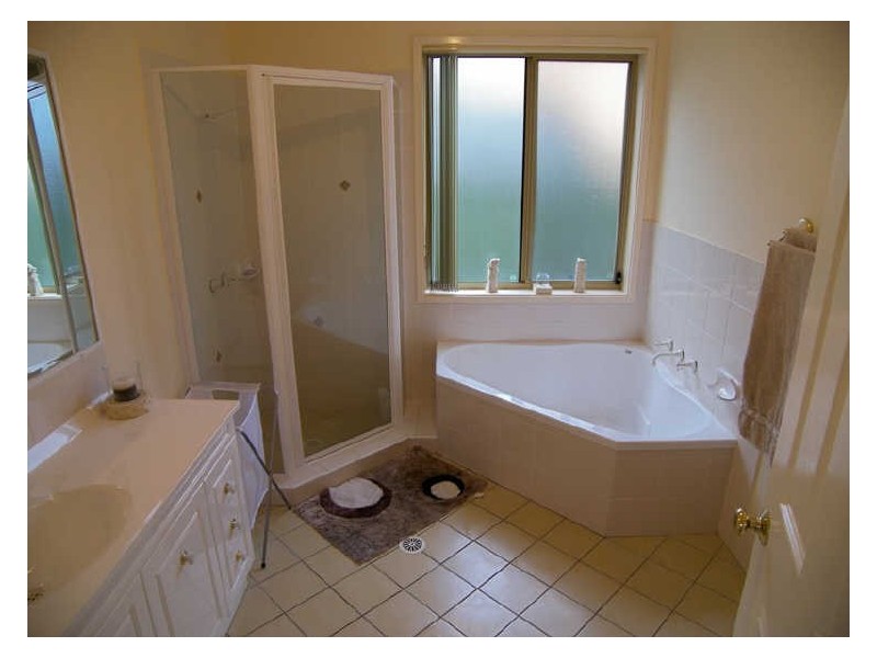 11 The Grove, Shellharbour NSW 2529