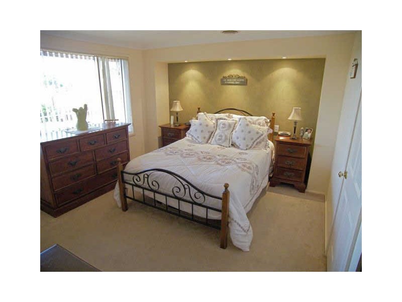 11 The Grove, Shellharbour NSW 2529