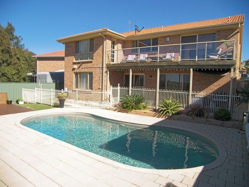 11 The Grove, Shellharbour NSW 2529