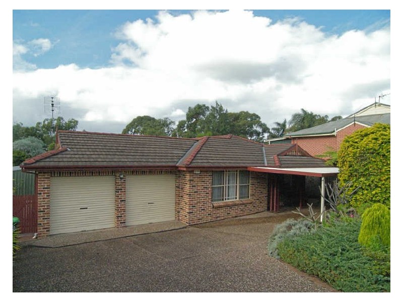 28 Centenary Rd, Albion Park NSW 2527