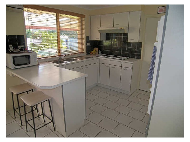 7 Richmond Place, Albion Park NSW 2527