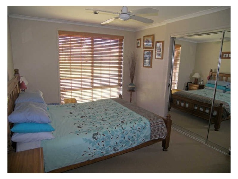 7 Richmond Place, Albion Park NSW 2527