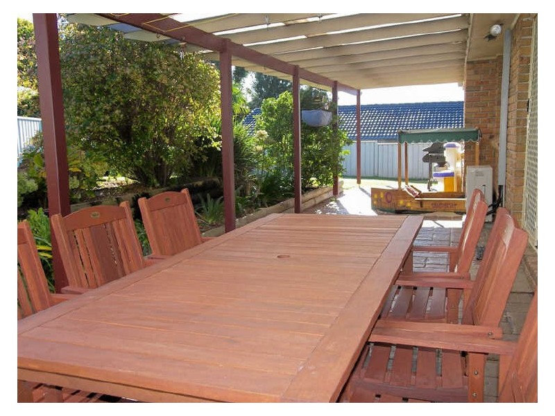 7 Richmond Place, Albion Park NSW 2527