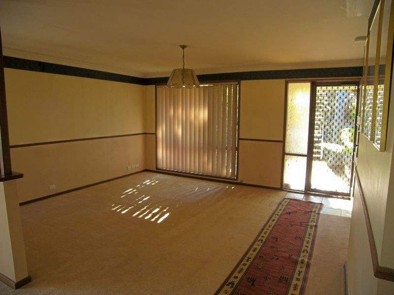 58 Conway Crescent, Oak Flats NSW 2529