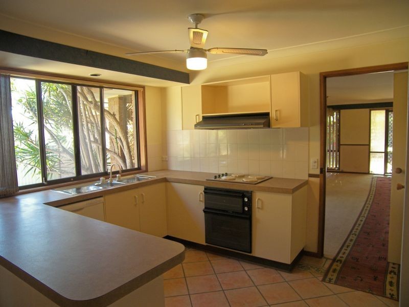 58 Conway Crescent, Oak Flats NSW 2529