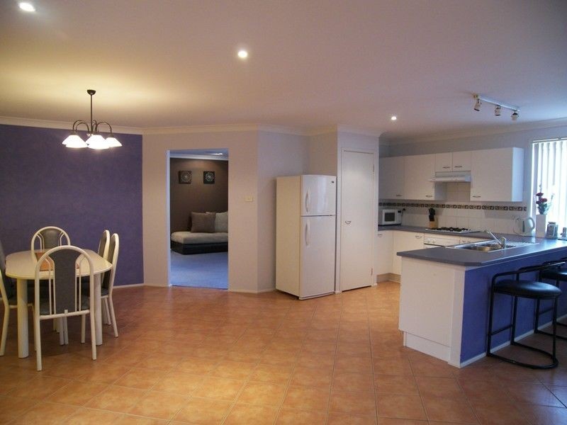 3 Kalgan Way, Albion Park NSW 2527
