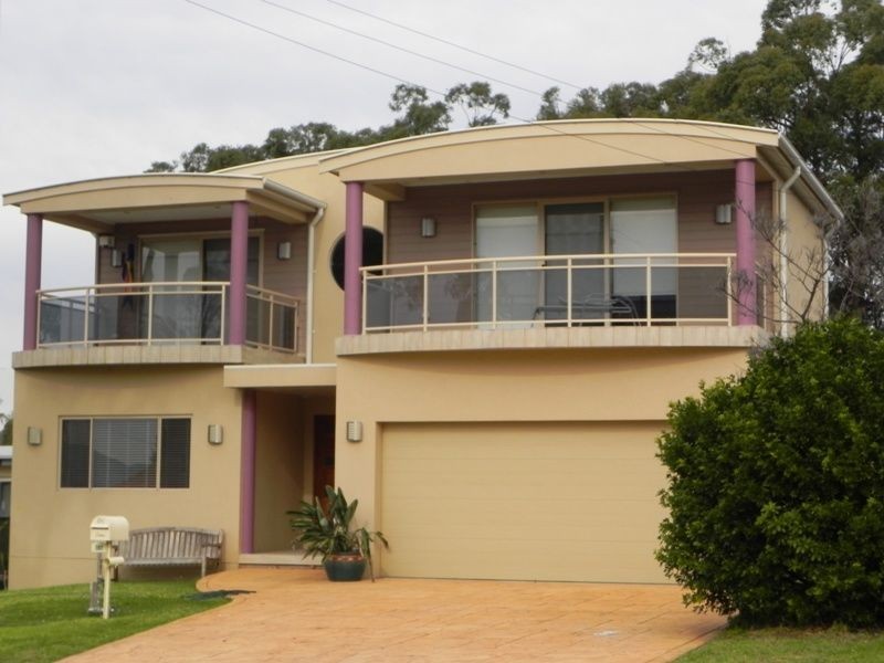 107 Deakin Street, Oak Flats NSW 2529