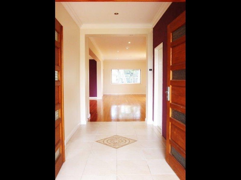 107 Deakin Street, Oak Flats NSW 2529