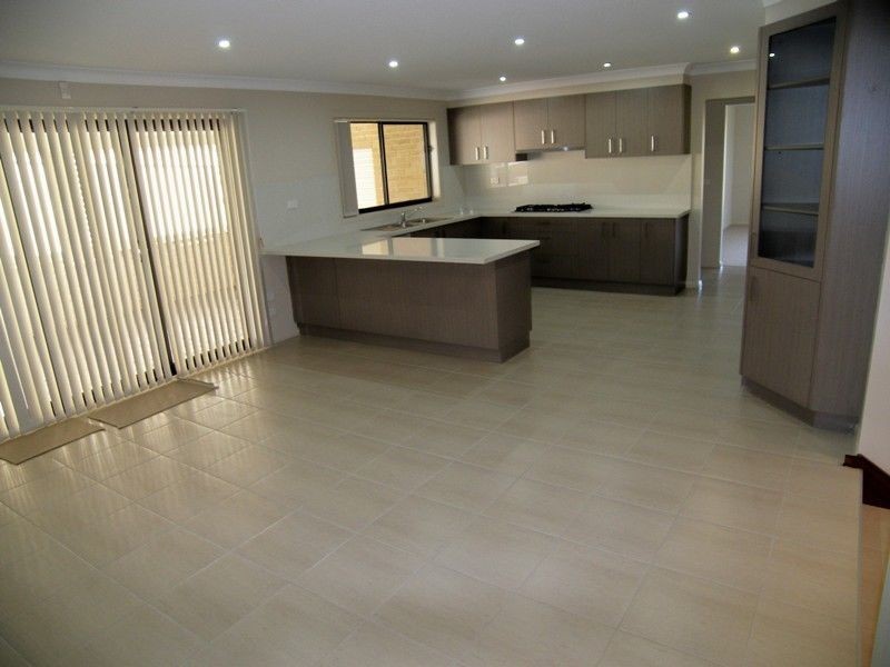 9 Lyrebird Close, Blackbutt NSW 2529