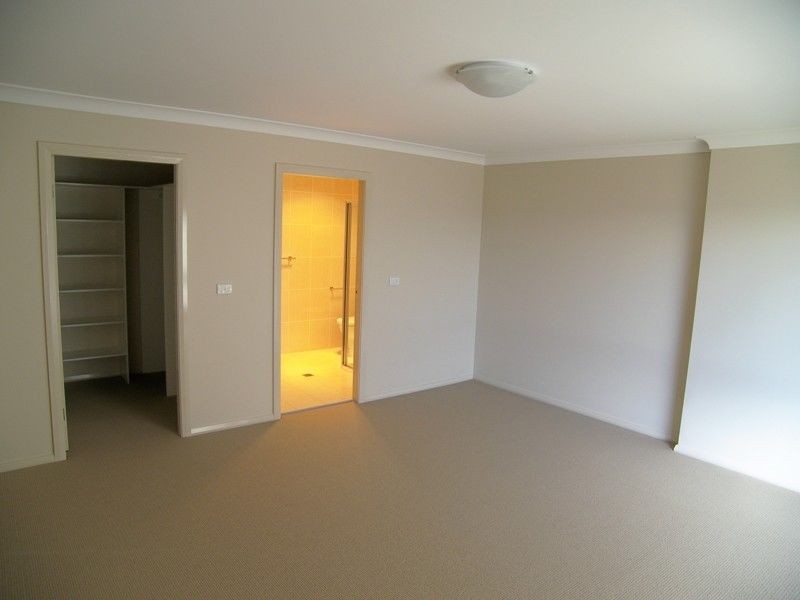9 Lyrebird Close, Blackbutt NSW 2529