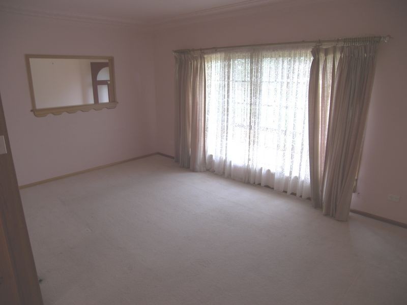 90 Koona Street, Albion Park Rail NSW 2527